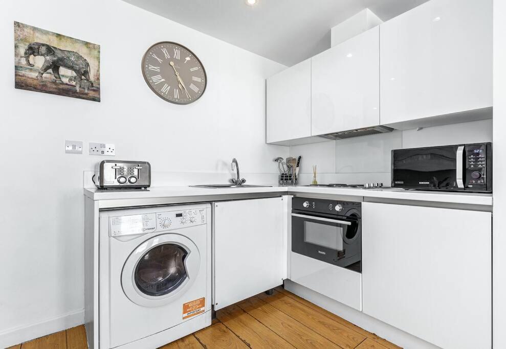 Piccadilly Haven, Flat In London Vr12 Lägenhet Exteriör bild