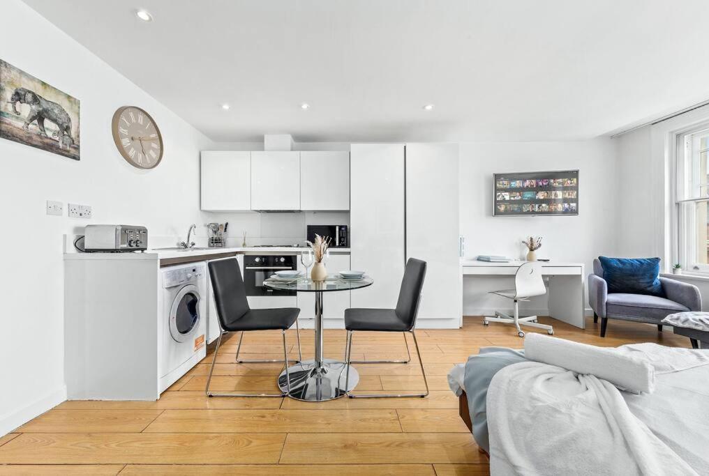 Piccadilly Haven, Flat In London Vr12 Lägenhet Exteriör bild